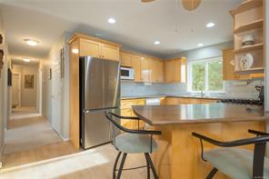 $786,900 - 5027 Tiffany Pl<br>Nanaimo, British Columbia, V9T 6N6