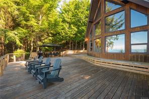 $1,149,900 - 5030 Lost Lake Rd<br>Nanaimo, British Columbia, V9T 5E4