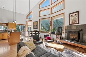 $1,149,000 - 978 Peninsula Rd<br>Ucluelet, British Columbia, V0R 3A0