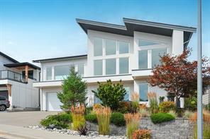 156 Golden Oaks Cres