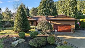 8586 Kingcome Cres