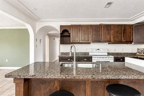 7031 West Saanich Rd — listing photo 25 of 39