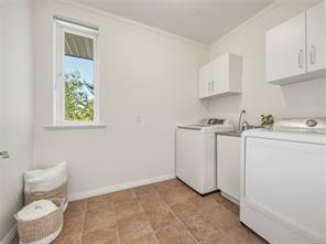 1-4771 Cordova Bay Rd — listing photo 34 of 40