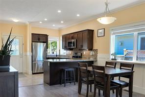1098 Fitzgerald Rd — listing photo 19 of 58