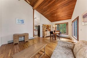 6101 Castlerock Rd — listing photo 15 of 74