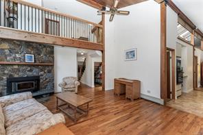 6101 Castlerock Rd — listing photo 17 of 74