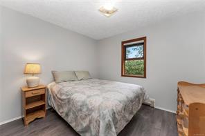 6101 Castlerock Rd — listing photo 23 of 74