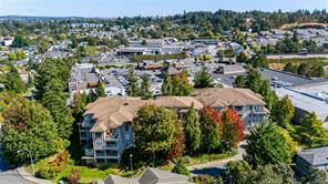 404-121 Aldersmith Pl — listing photo 29 of 37
