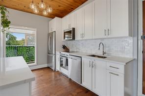 5248 Parker Ave — listing photo 18 of 70
