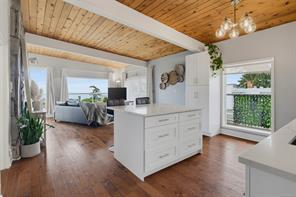 5248 Parker Ave — listing photo 19 of 70