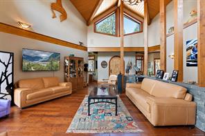 2311 Sylvester Rd — listing photo 16 of 80