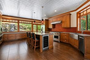 2311 Sylvester Rd — listing photo 21 of 80