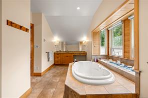 652 Fox Rd — listing photo 30 of 99