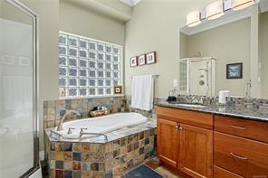 873 Country Club Dr — listing photo 20 of 40
