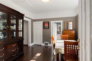 3870 Rowland Ave — listing photo 15 of 54