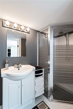 3870 Rowland Ave — listing photo 33 of 54