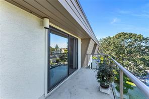 407-2125 Oak Bay Ave — listing photo 24 of 32