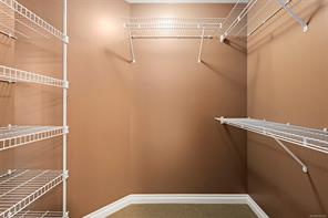 2717 Kendal Ave — listing photo 21 of 34