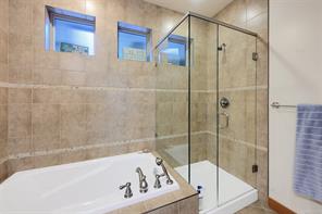 10-3650 Citadel Pl — listing photo 33 of 50
