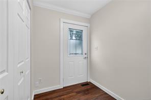 362 Ker Ave — listing photo 14 of 60