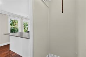 362 Ker Ave — listing photo 19 of 60