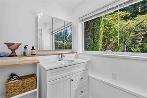 362 Ker Ave — listing photo 33 of 60