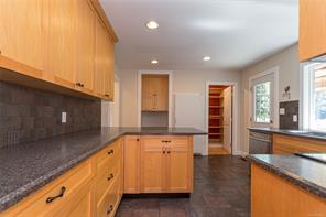 11196 North Watts Rd — listing photo 15 of 59