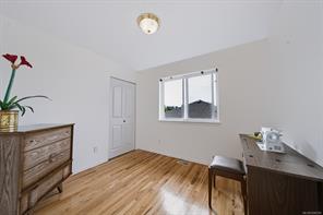 846 Wright Rd — listing photo 16 of 33
