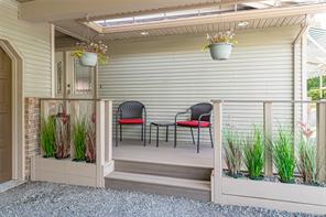 421 Walker Ave — listing photo 20 of 80