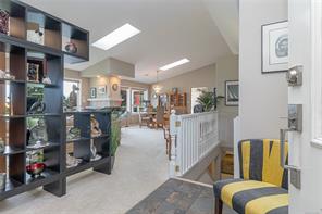 421 Walker Ave — listing photo 24 of 80