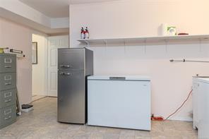 421 Walker Ave — listing photo 56 of 80