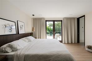 3055 Beach Dr — listing photo 33 of 77