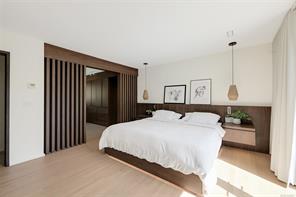 3055 Beach Dr — listing photo 34 of 77