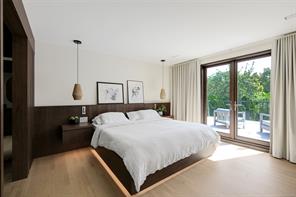 3055 Beach Dr — listing photo 38 of 77