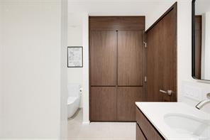 3055 Beach Dr — listing photo 47 of 77