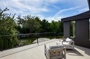 3055 Beach Dr — listing photo 57 of 77