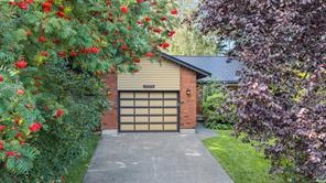 3334 Wishart Pl, Colwood