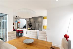 430 Luxton Ave — listing photo 24 of 63