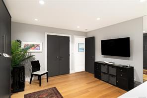430 Luxton Ave — listing photo 41 of 63
