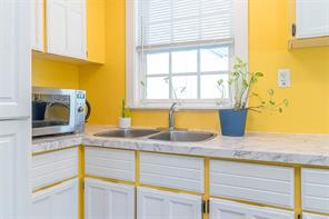 134-6325 Metral Dr — listing photo 18 of 42
