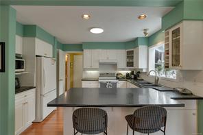 8930 McLarey Ave — listing photo 19 of 40