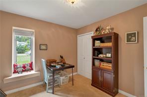 8930 McLarey Ave — listing photo 27 of 40