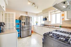 3827 14th Ave — listing photo 16 of 51