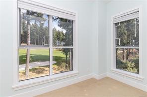 301-1400 Lynburne Pl — listing photo 15 of 25