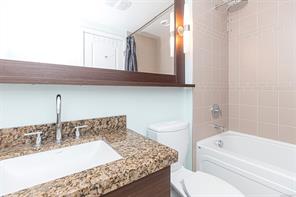 301-1400 Lynburne Pl — listing photo 21 of 25
