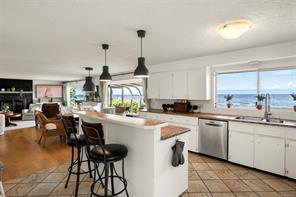 1442 Wilkinson Rd — listing photo 25 of 60