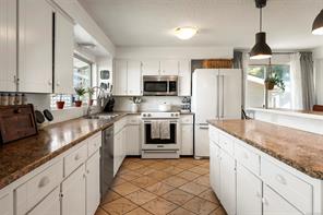 1442 Wilkinson Rd — listing photo 27 of 60