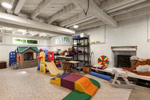 1442 Wilkinson Rd — listing photo 40 of 60