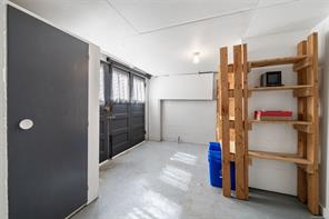1258 Rockland Ave — listing photo 21 of 32