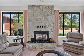 1125 Marin Park Dr — listing photo 18 of 39